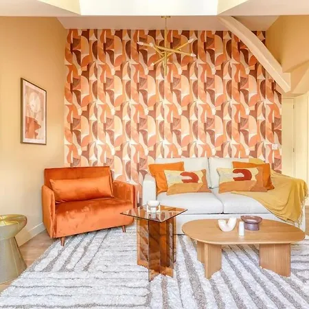 4d#appart 4pers # 1 # Commerce # 15#ac Apartment *
