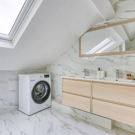 Apartment 4d#appart 4pers # 1 # Commerce # 15#ac Paris