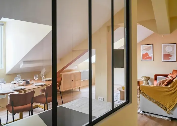 Apartman 4d#appart 4pers # 1 # Commerce # 15#ac *
